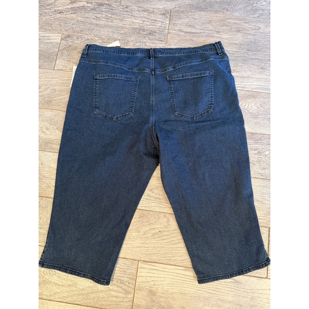 Gloria Vanderbilt Amanda Capri Plus size 20W Medium Wash Blue Denim Jeans 20